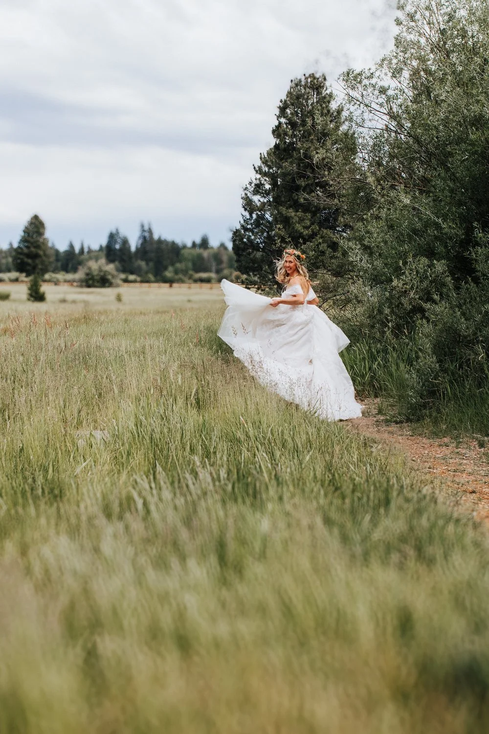 Alyssa_and_Seth_Black_Butte_Ranch_Sharayah_Johnson
