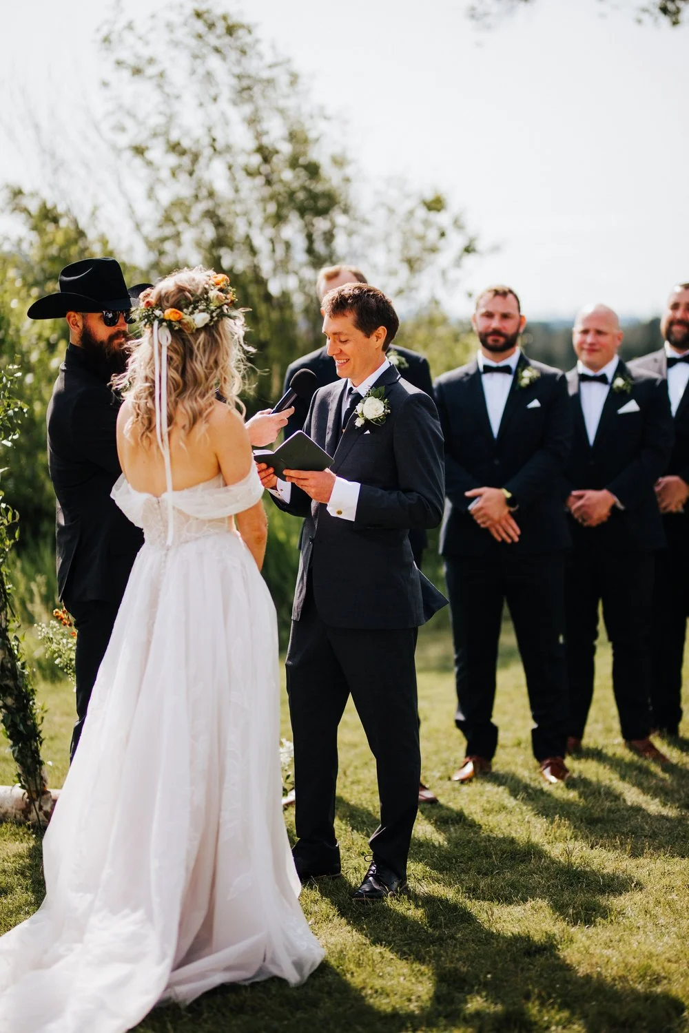 Alyssa_and_Seth_Black_Butte_Ranch_Sharayah_Johnson