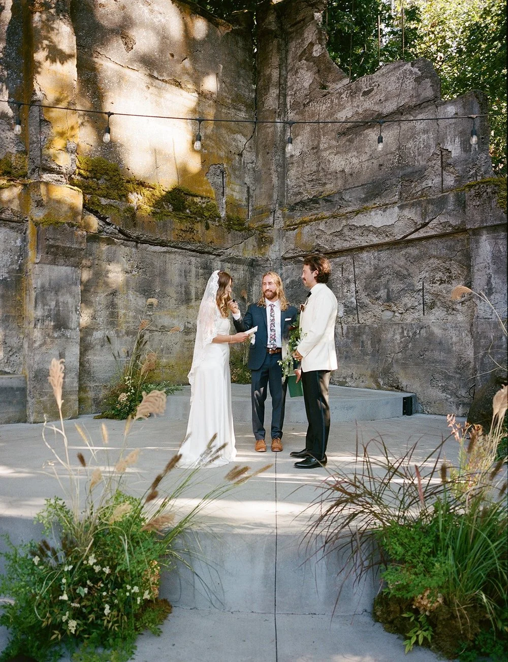 Bridalbliss.com | Columbia Gorge Wedding Planner | Oregon Event Design | Alixann Loosle Photography