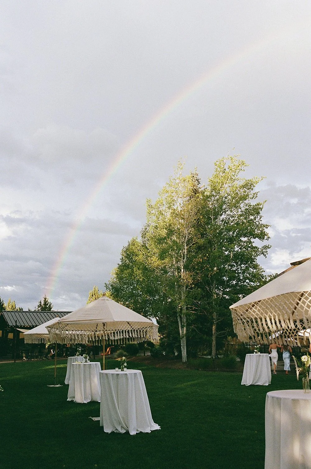 Bridalbliss.com | Bend Wedding Planner | Central Oregon Event Design | Mercedes Lou Photography 