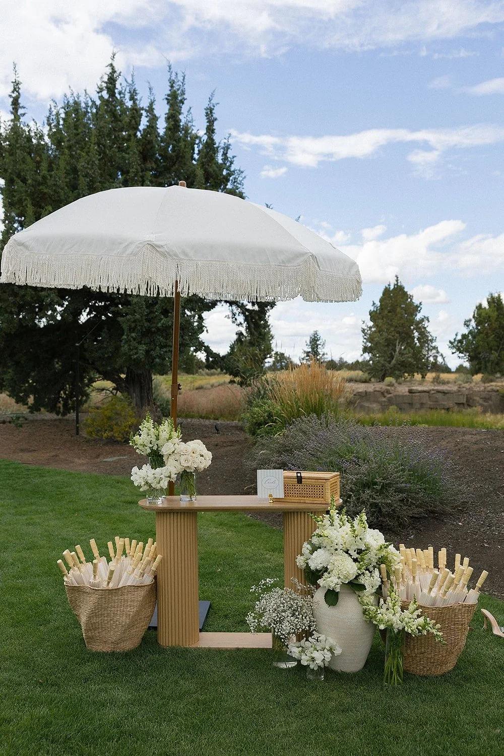 Bridalbliss.com | Bend Wedding Planner | Central Oregon Event Design | Mercedes Lou Photography 