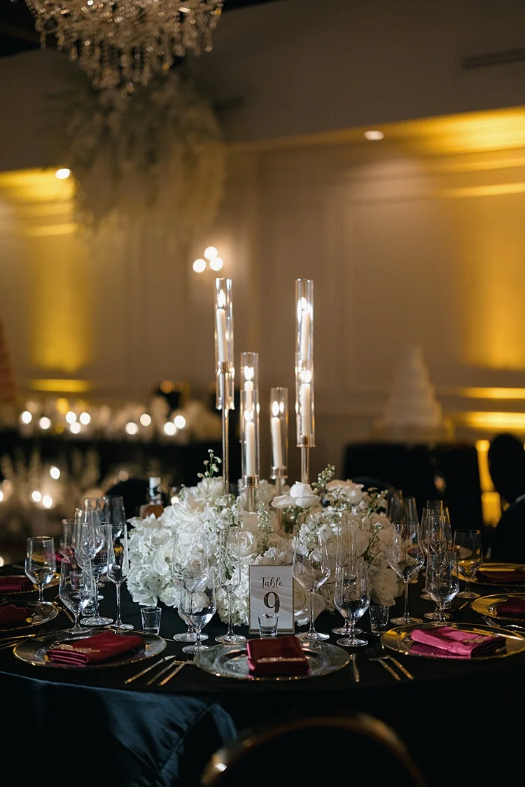 Liora and Tamara, The Club of Knights, Coral Gables, Florida, USA