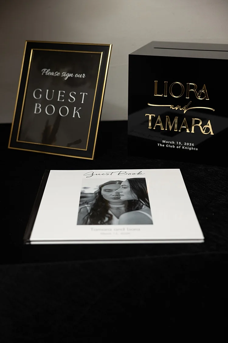Liora and Tamara, The Club of Knights, Coral Gables, Florida, USA