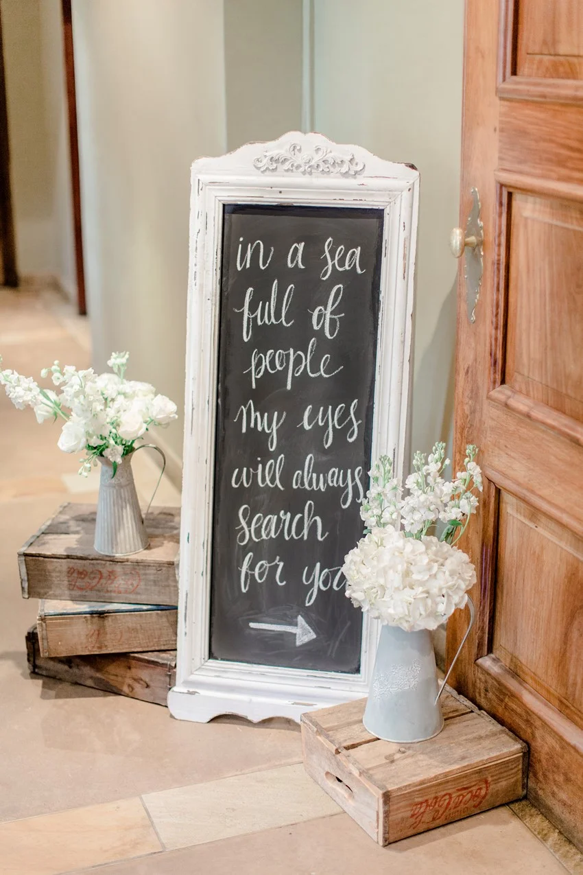 Romantic Modern-Vintage Wedding Reception Decor