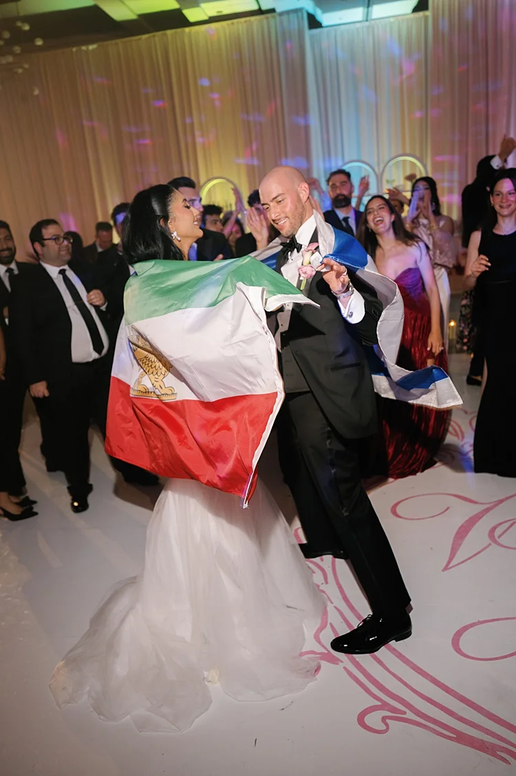 A Persian-Jewish Wedding in Florida Blends Tradition, Soft Pink Florals and a Lively Dance Floor