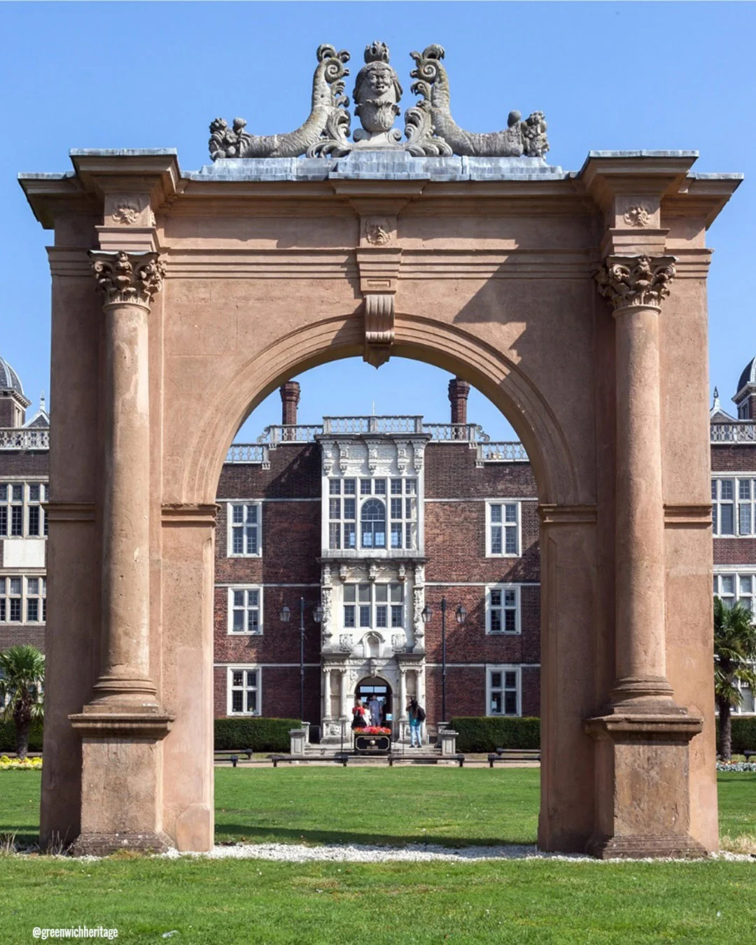 castle wedding venues in london outdoor arch greenwichheritage