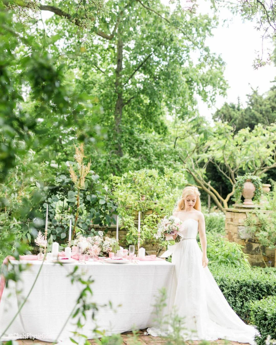 11 London Wedding Venues, From Botanical Gardens to Grand Ballrooms