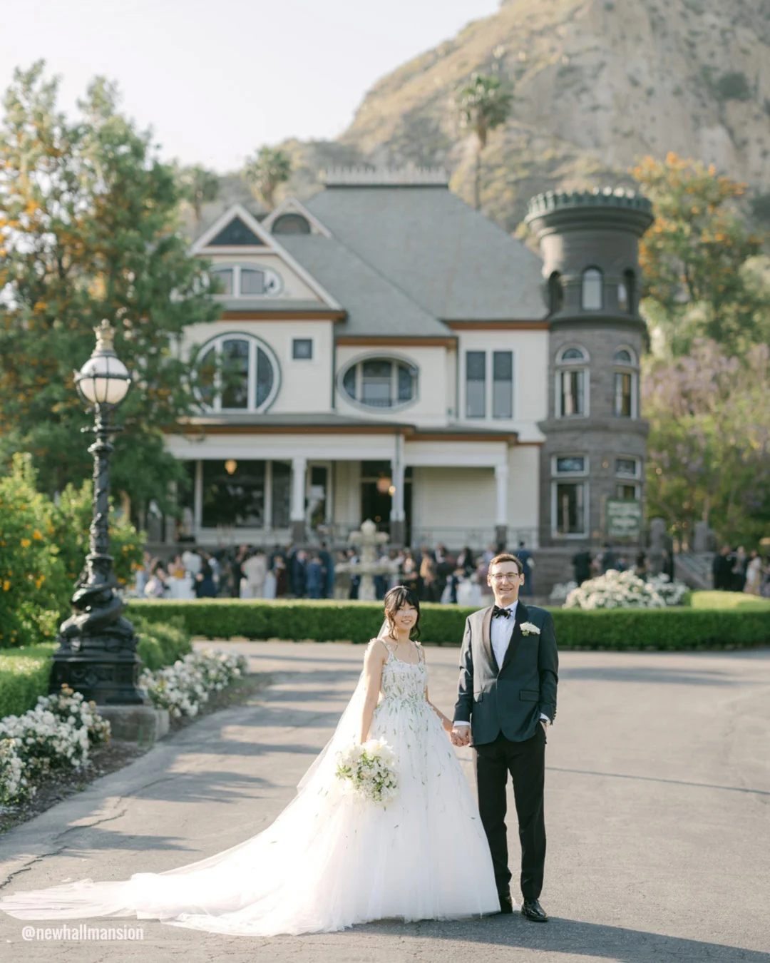 california wedding venues outside bride groom newhallmansion
