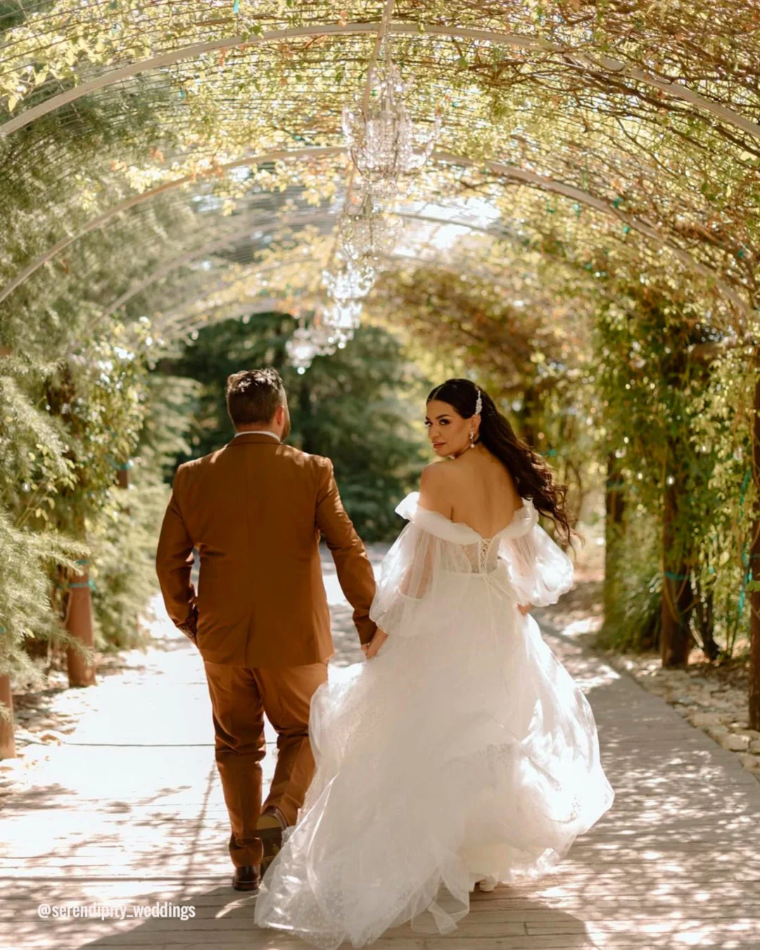 california wedding venues arches greenery bride groom serendipity weddings