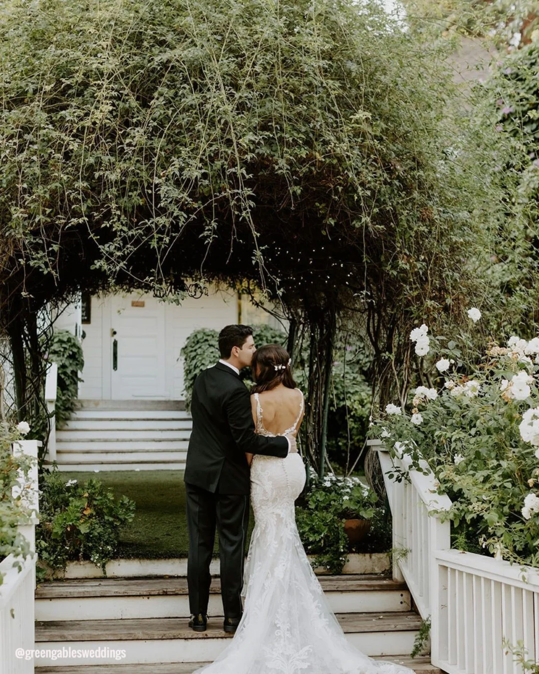 california wedding venues bride stairs bride groom greengablesweddings